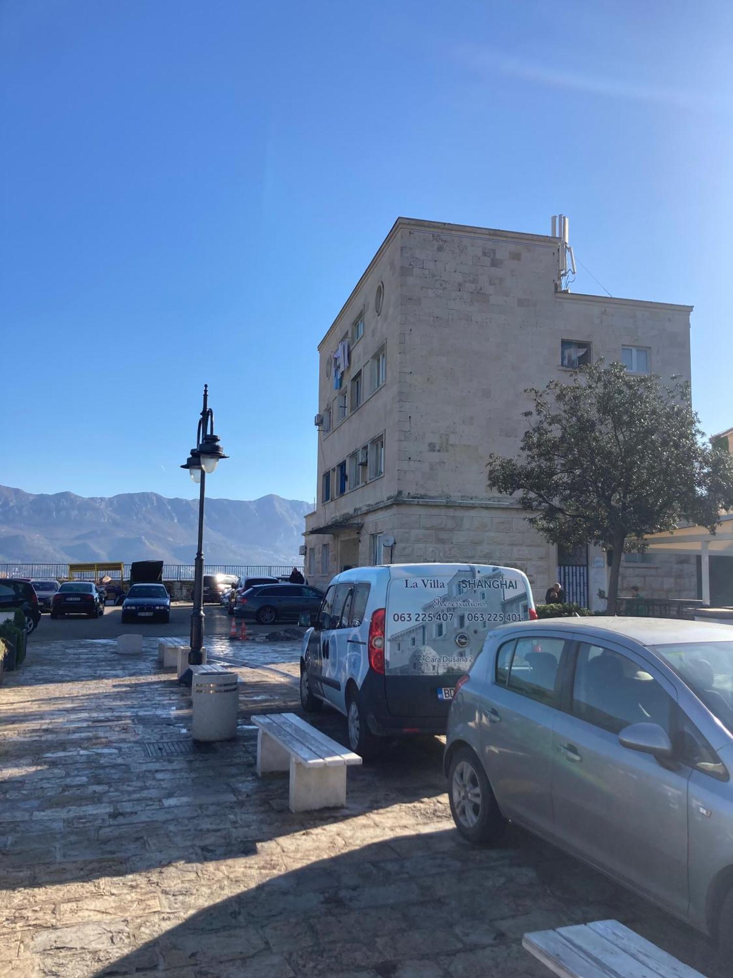 Plaza Stari Grad Pjena Od Mora *