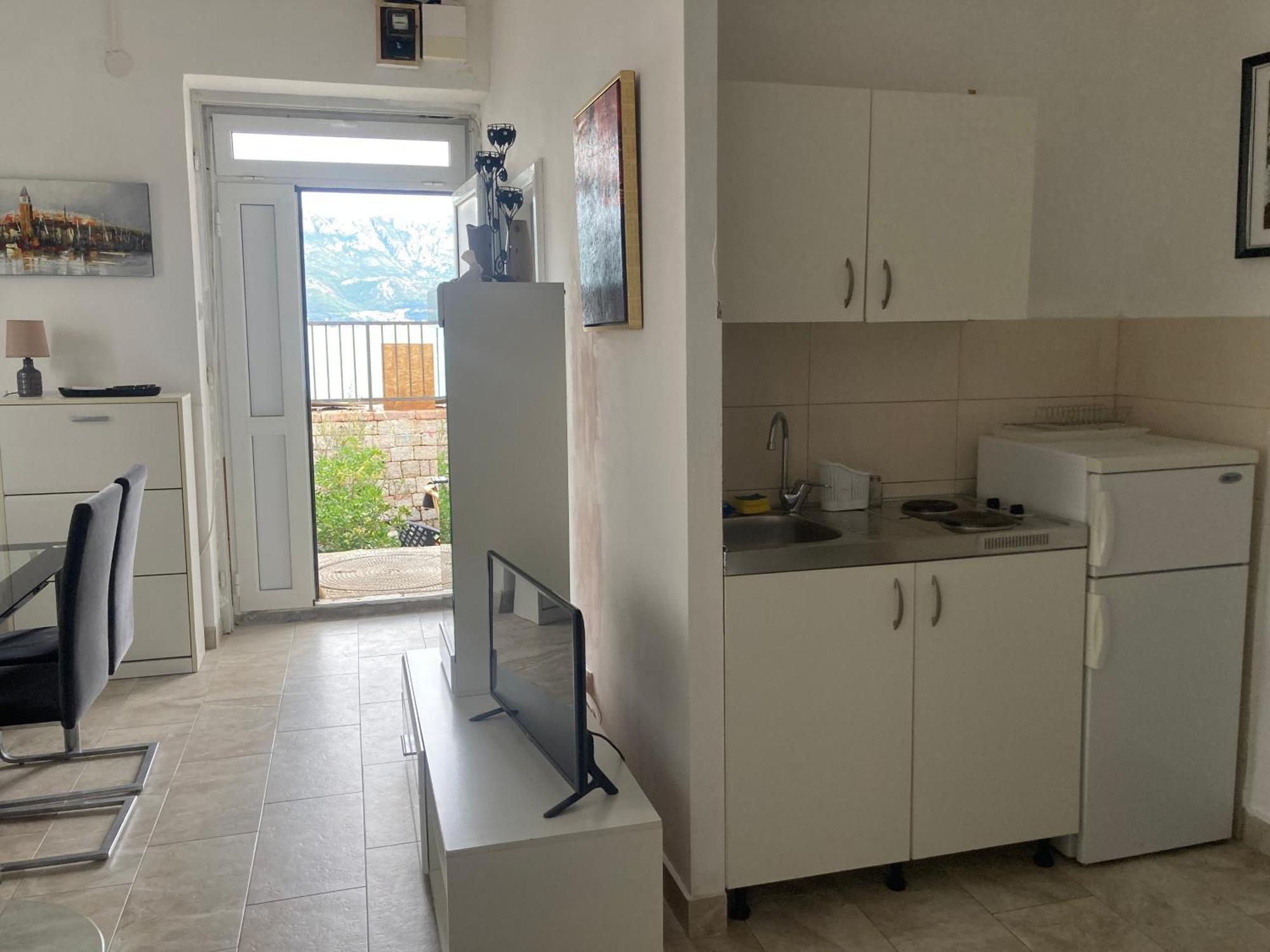 Plaza Stari Grad Pjena Od Mora * Budva