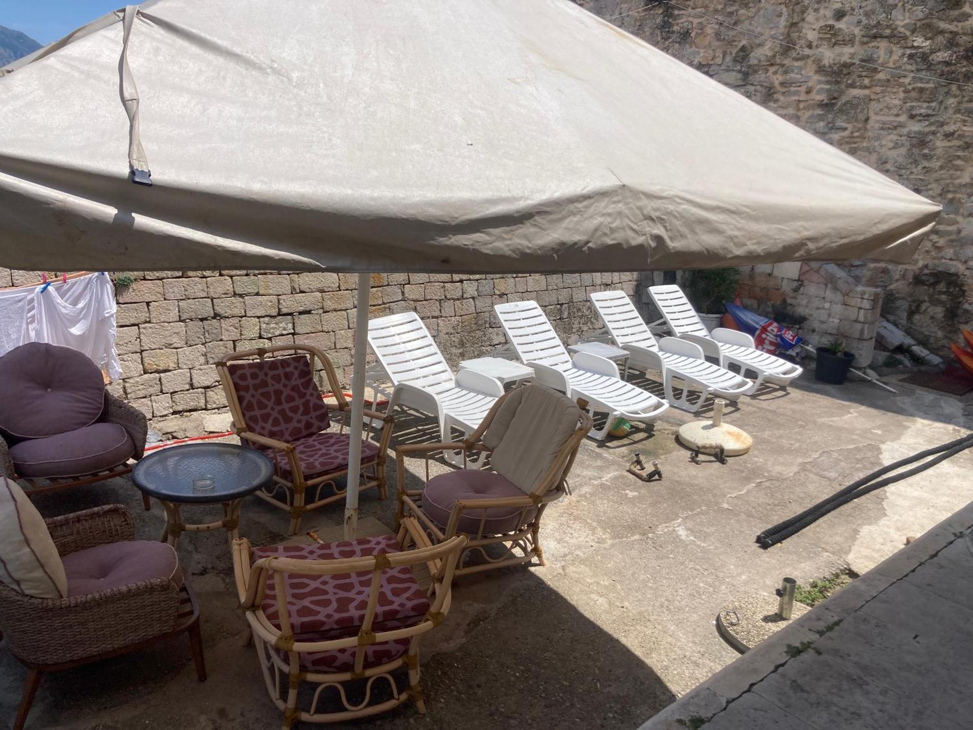 Apartment Plaza Stari Grad Pjena Od Mora *