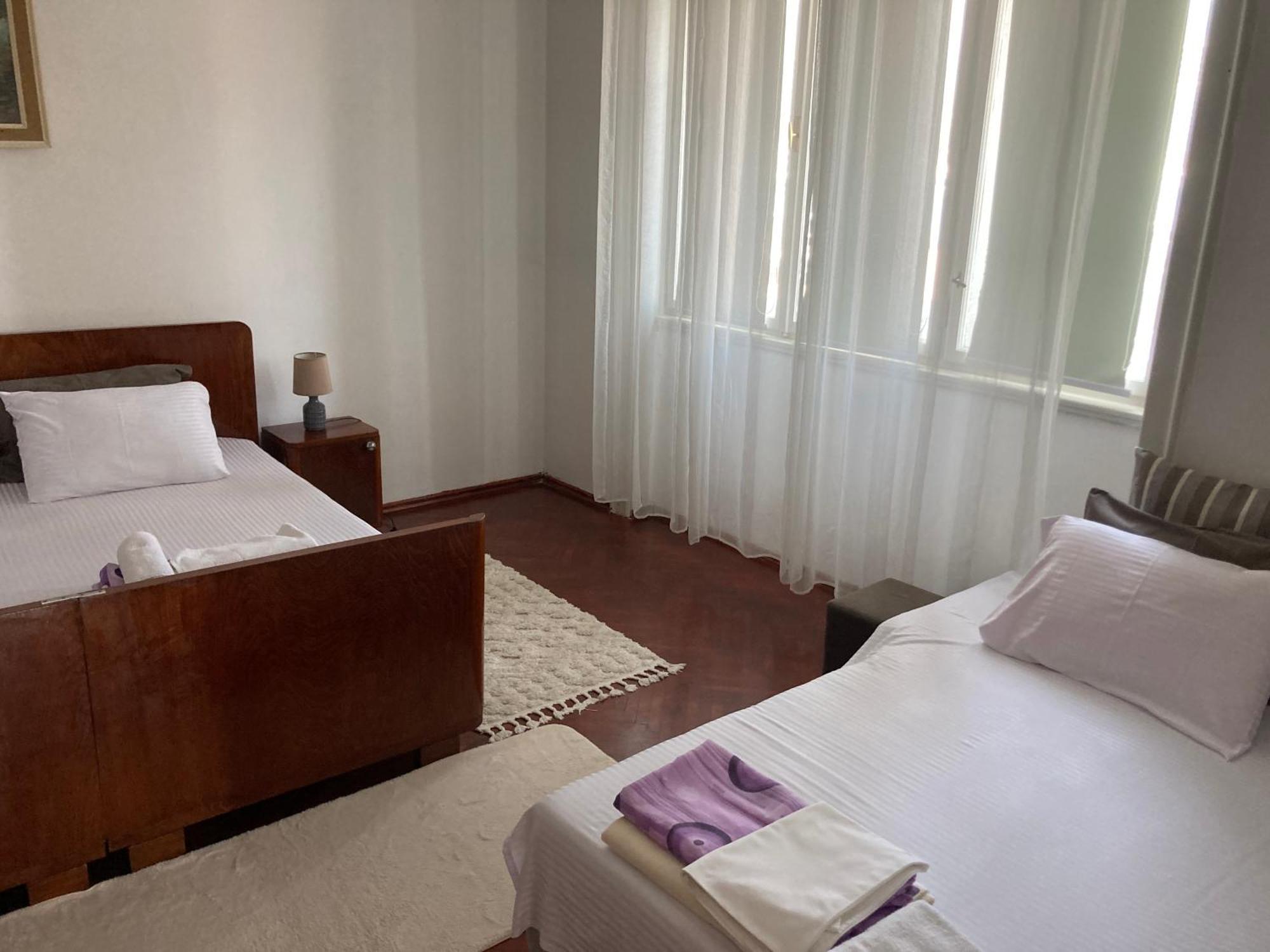 Plaza Stari Grad Pjena Od Mora Apartment *