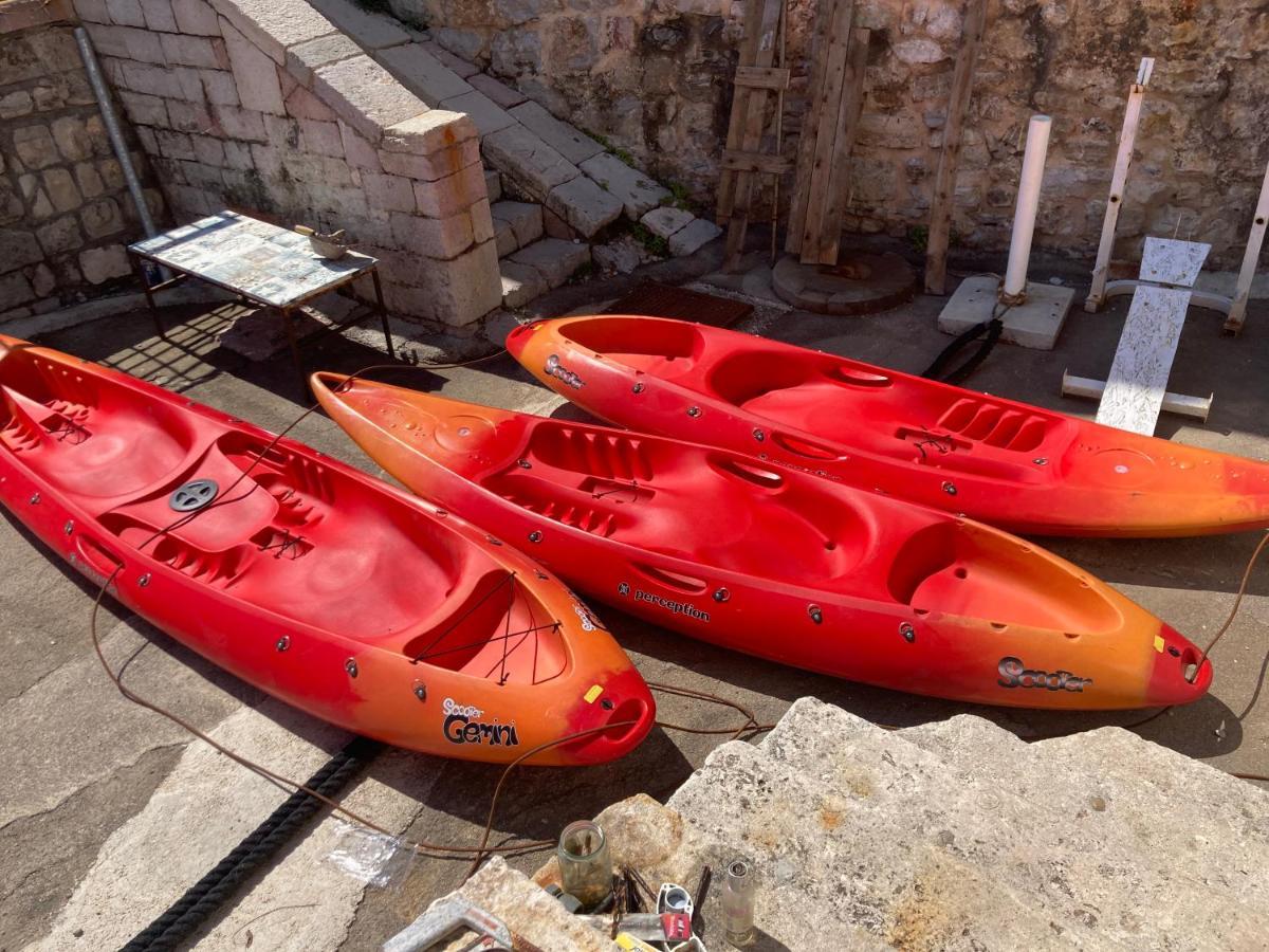 Plaza Stari Grad Pjena Od Mora Apartament Budva